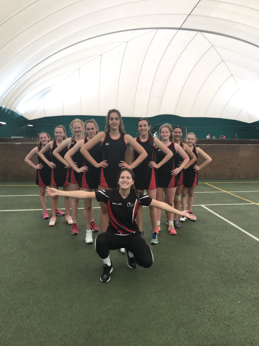gillysalter's tweet photo. @HNC_Netball @GlosNetball U16s Pumas in semis came 3rd #1stdiv #fabperformances https://t.co/EKHAmf0ghN
