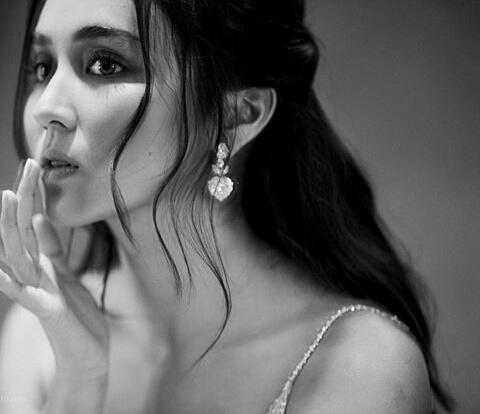 SIMPLE. BEAUTIFUL. ELEGANT.