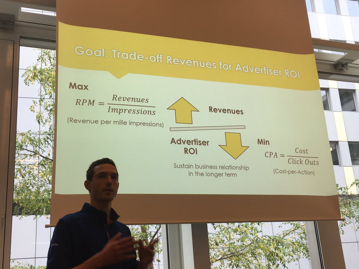 frrncl's tweet photo. #learner2017 #ictir2017 Or Levi on LtR for improving advertising @Marktplaats https://t.co/fqvIHNIfDp