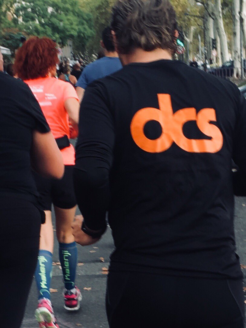 AurelienBrusset's tweet photo. Finisher #SemiMarathon #RunInLyon2017 #DCSEasyware @RunInLyon @grandlyon @villedelyon @Garmin + Un grand merci aux bénévoles et au public!! https://t.co/rlH5mbjn9G