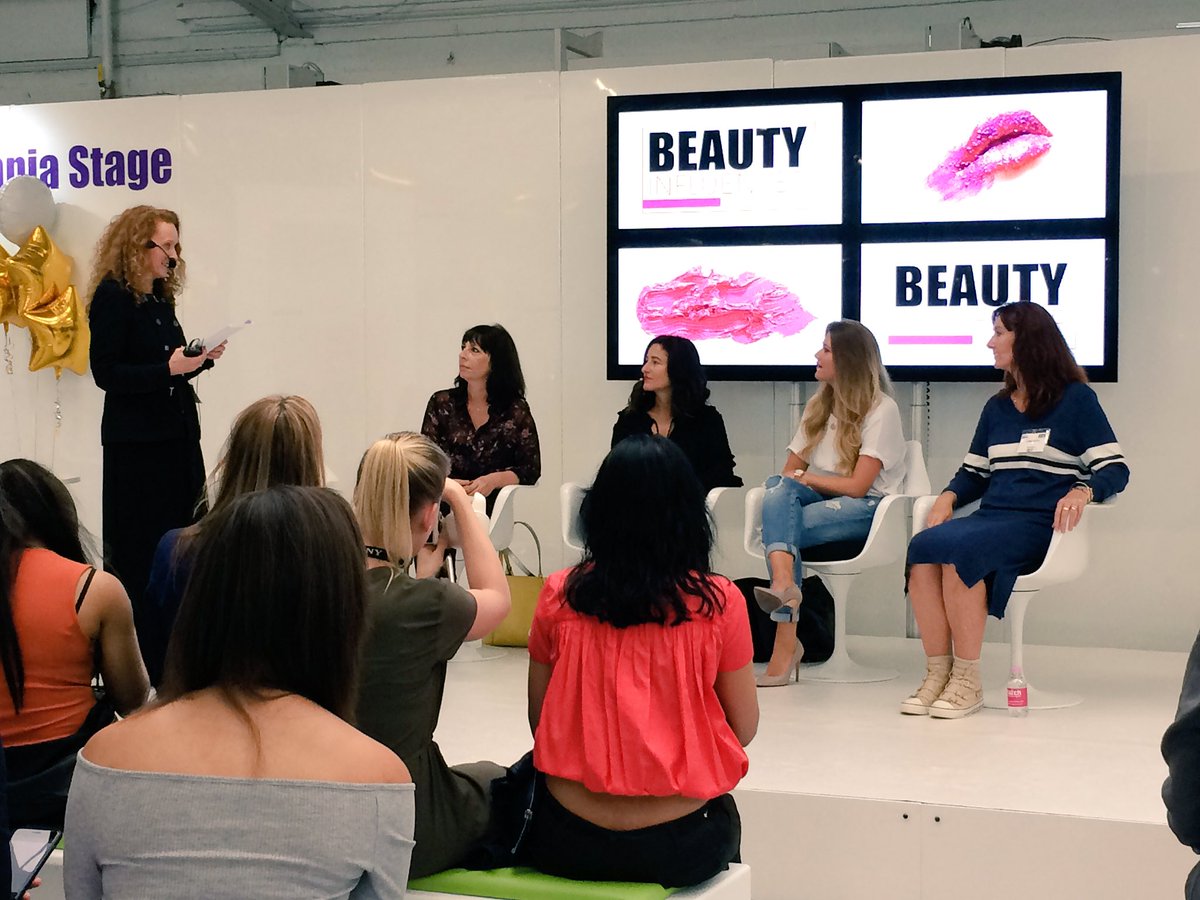 BBloggerAwards's tweet photo. Onto session number two with the lovely @headonistpr, @britbeautyblog, @genniko, @teamgleam and Fiona Austin #NGBIA https://t.co/INoAhqPH3h