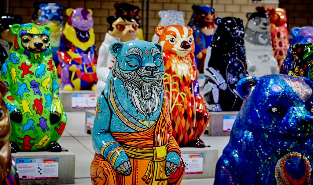 BrumHour's tweet photo. #Birmingham say goodbye to @TheBigSleuth with @Bham_Childrens in October #BrumHour https://t.co/7BJydpGTov https://t.co/XsTh7rfHmw