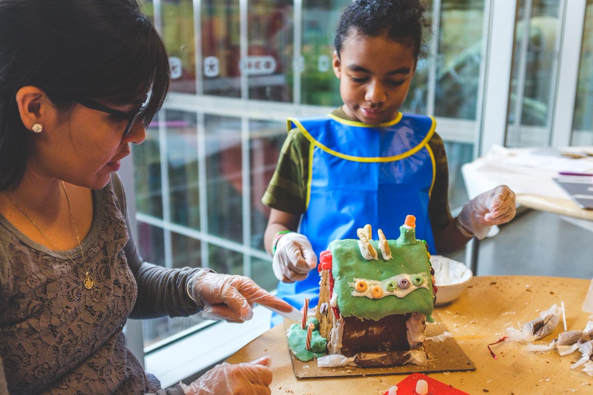 ThinkeryATX's tweet photo. Our beloved #GingerbreadWorkshops are back! #ThinkeryMembers enjoy pre-sale registration through October 9. https://t.co/9kW1sCmuvo https://t.co/6pMj4Z2eAM
