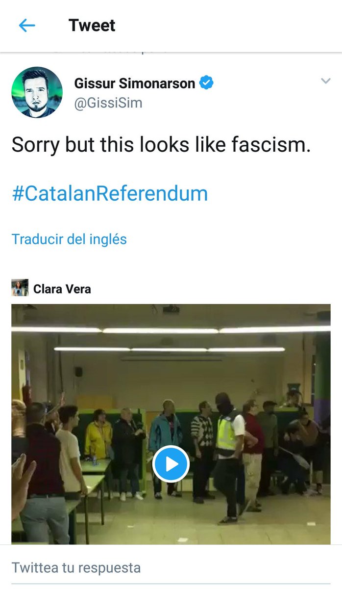 juandiegoc96's tweet photo. De puertas para dentro podréis hacer el debate que queráis, de puertas para fuera hemos hecho un ridículo mayúsculo. #CatalanReferendum https://t.co/olkpUYgsLB