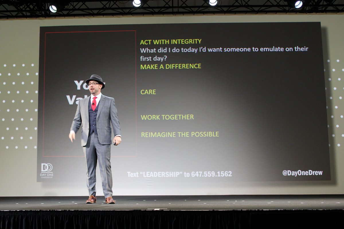 apaterson001's tweet photo. Powerful keynote from @DayOneDrew on leadership &amp; recognizing the people around you who are making a difference. #PwCFuture https://t.co/4qTCcB1zt9