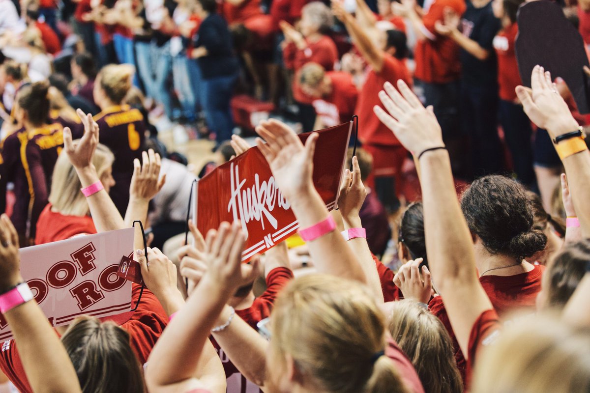 usavolleyball's tweet photo. Add #10 to the rafters. Congrats again @JordanLarson10! @Huskers #GBR #teamadidas #USAVwnt https://t.co/lBQjO2iXXc