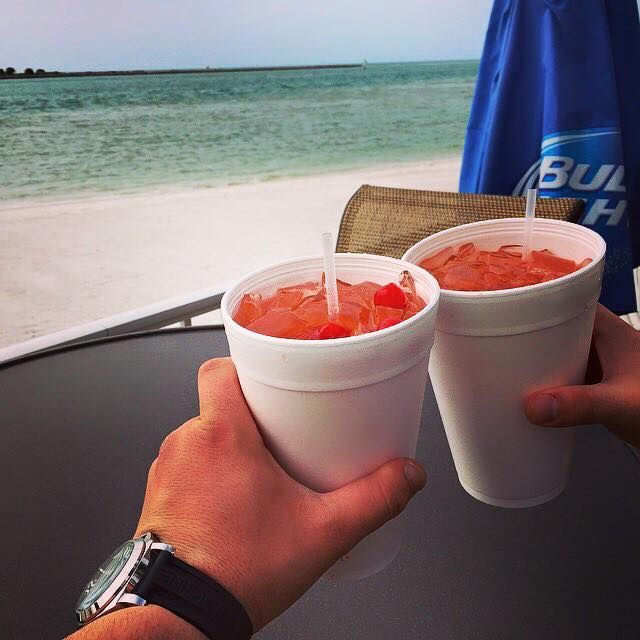 TropixBeachBar's tweet photo. Hello, October! We're rockin our famous #32ozrumrunners all day in your honor! Prefer #Oktoberfest? #icecoldbrew and good eats are plentiful https://t.co/ack111HkpE
