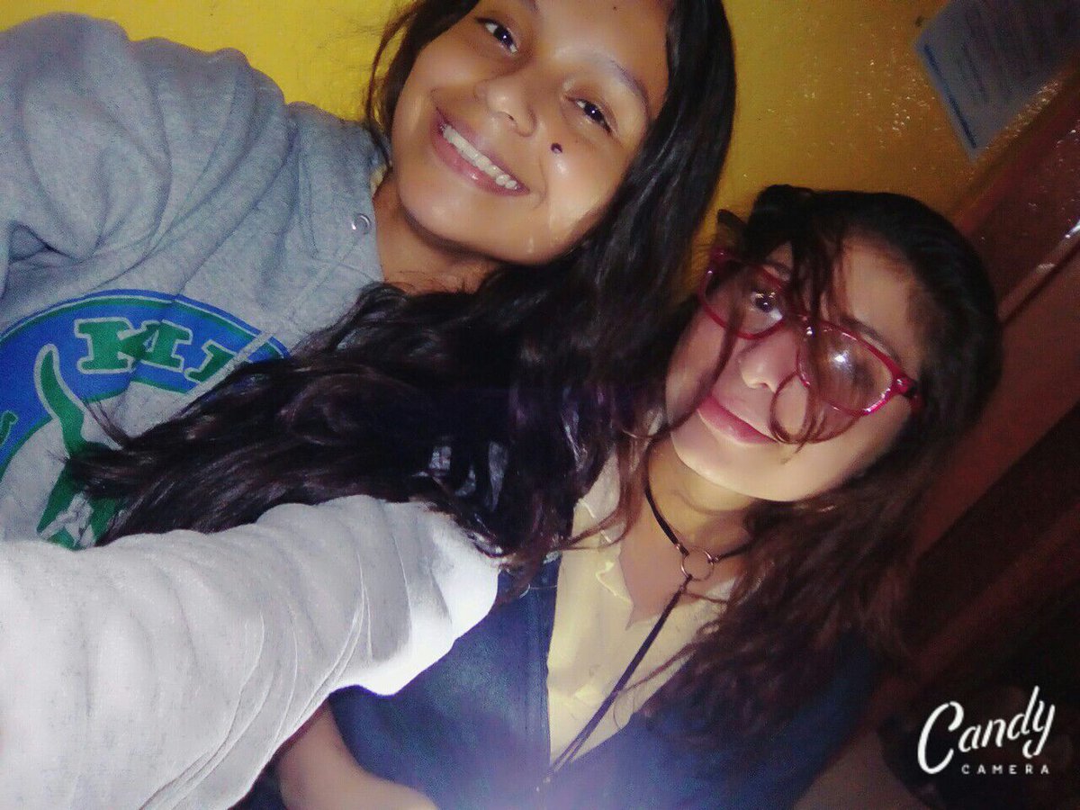 Michell08971082's tweet photo. Mi Enana❤ 
@Anglica69575838 
TE AMO 😍👭💖 https://t.co/FgrZY4vZgg