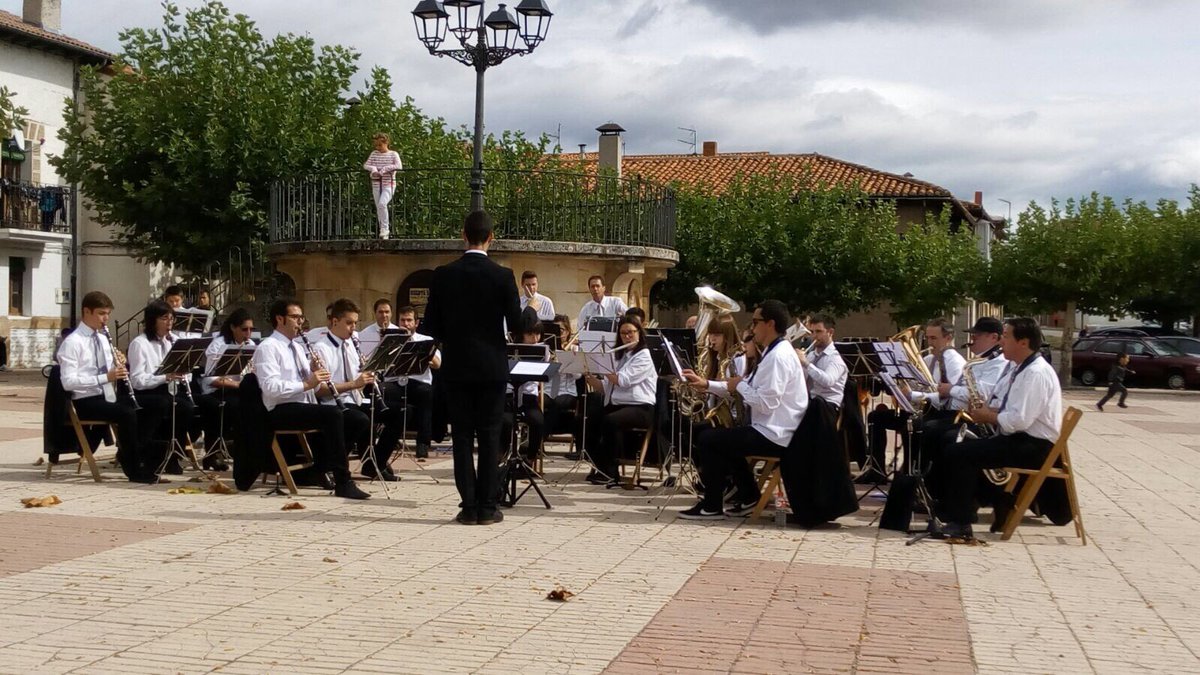 UniMusicalLerma's tweet photo. Muchas gracias a los vecinos de Hontoria del Pinar por su hospitalidad y buenas palabras. https://t.co/iKY9miQQFy