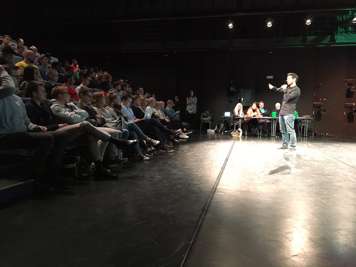 We started, place is rare, but we will make room if you still come! #startupeweekend #ouyes