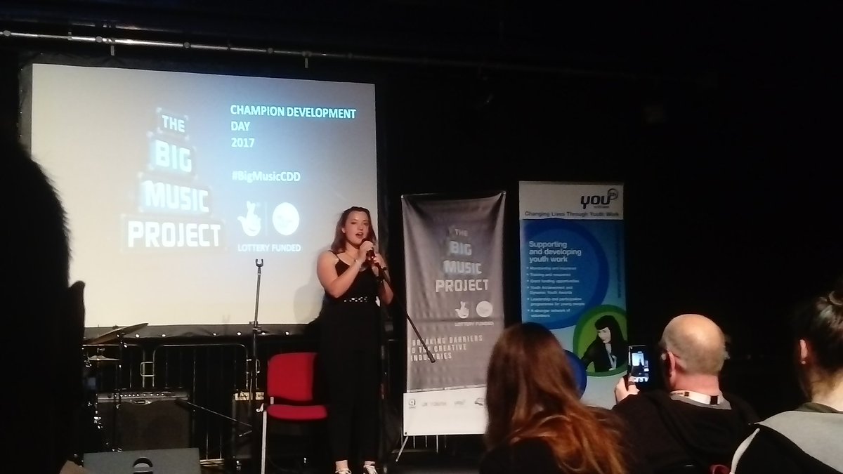 Skye performanced in open mic <a href="/bigmusicUK/">TheBigMusicProject</a> #BigMusicCDD #shareingherskills 🎤🎶