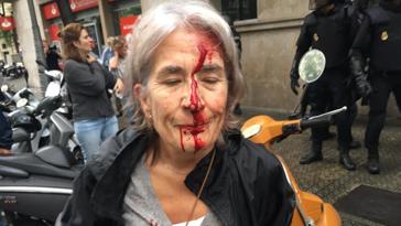 eduardberga's tweet photo. Today #Spain has Lost #Catalonia. Maybe #Eu too. @EU_Commission anything to say? #CatalanReferendum https://t.co/PwbiscfC08