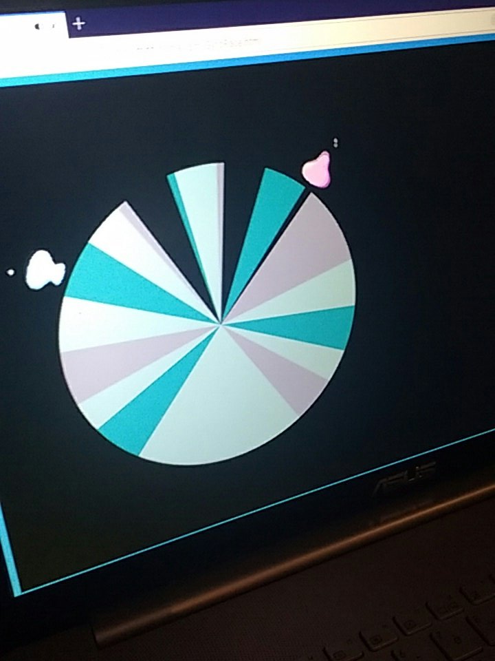 LukeMartinVideo's tweet photo. Gyro race ! #GDGAME my baby is online! https://t.co/Wd5rOgQjTh