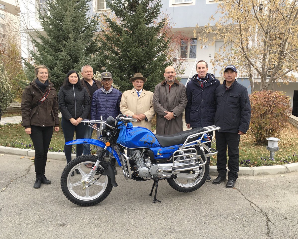 jiribr's tweet photo. #MNG rangers from #GobiA who are monitoring #wildcamel receiving a motorbike from @zoo_praha @MiroslavBobek at #CZ residence in Ulaanbaatar. https://t.co/oYCEhfQrGP
