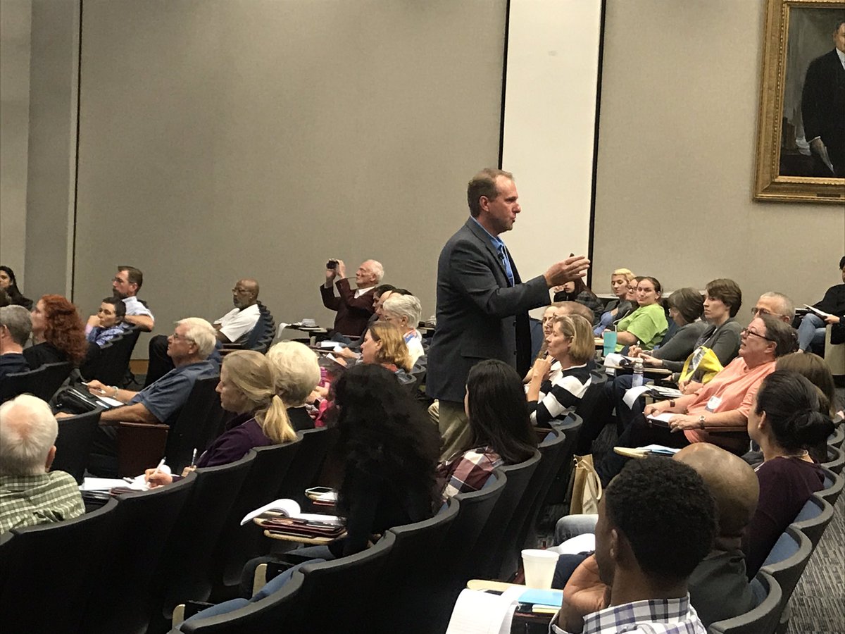 hcphtx's tweet photo. "How we improve people's living habits through Social,cultural and physical environment change?" Great speech w/Dir.Schaffer. #OneHealth2016 https://t.co/43GAukPW4Y