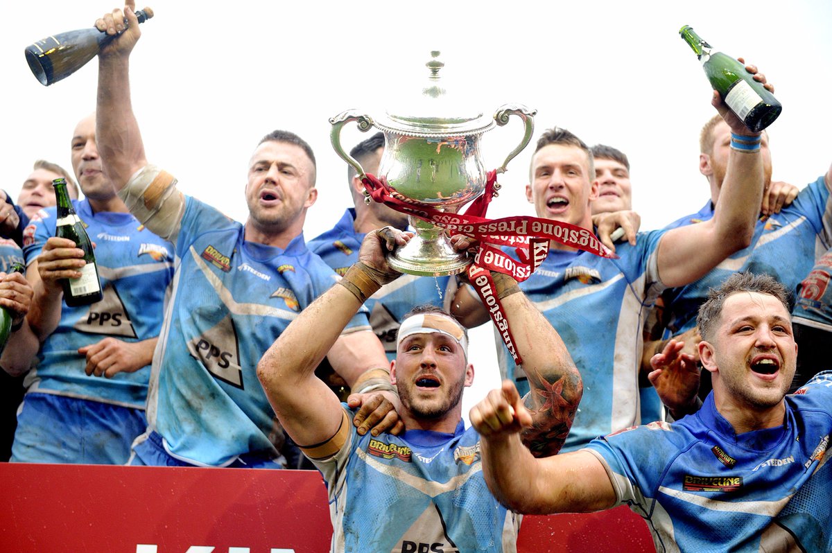sportNWEM's tweet photo. See what head coach Paul Crarey had to say after @BarrowRaiders clinched promotion to the Championship in the #L1PlayoffFinal https://t.co/jw6A0EUViU #rugbyleague https://t.co/CKePU7XLKq