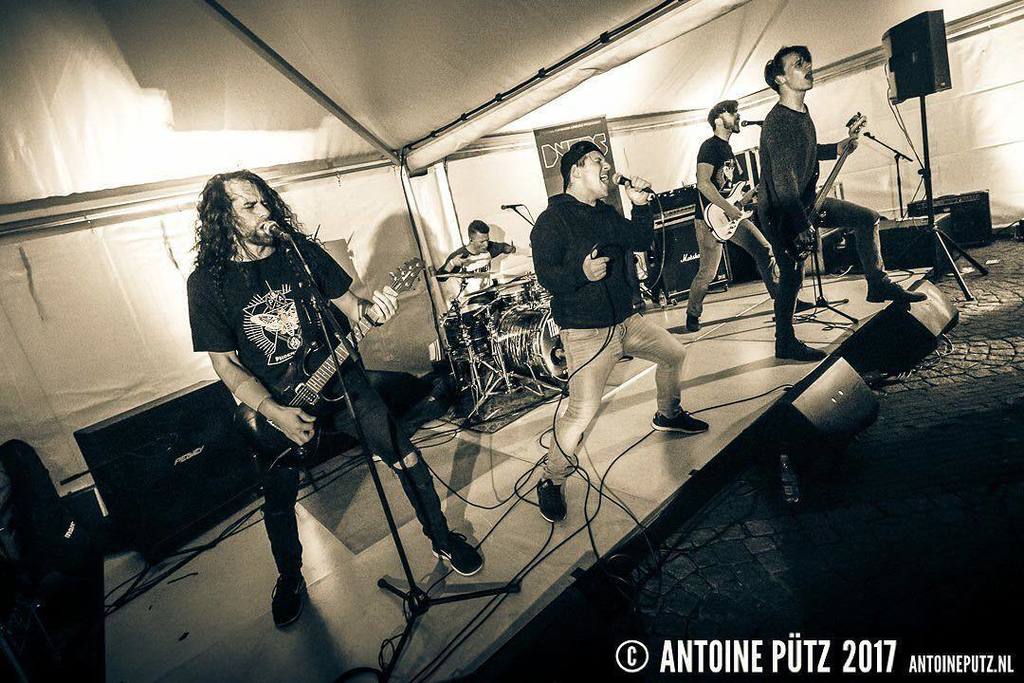 startarevo666's tweet photo. live @ #dvers #festival! #sar #startarevolution https://t.co/PJvf0DGMgL