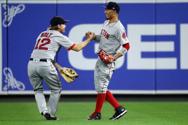 OPSN_MLB's tweet photo. Boston Red Sox: Brock Holt is needed for the postseason https://t.co/rLLXiFwDNJ https://t.co/buOgGVOadX