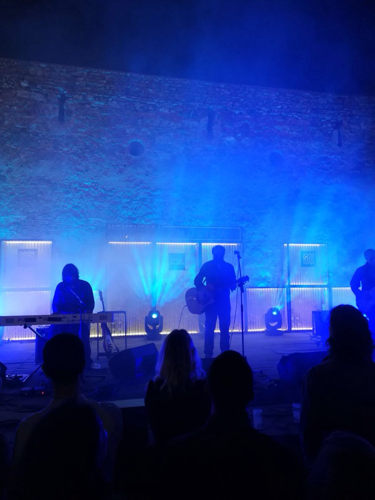 noemisandra1's tweet photo. Anoche @LosPlanetasGr volvieron a desplegar su magia en el #CastilloGibralfaro #Malaga @Alhambra_Es @Malagaescool https://t.co/Bkez37afuD