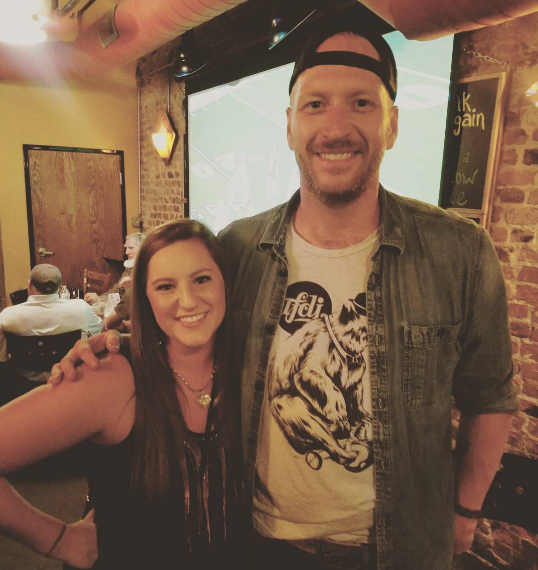 kate_day23's tweet photo. it was good to see @BarrettBaber  again last night! #thisyear #lastyear 😍 https://t.co/ui3f9hDOy5