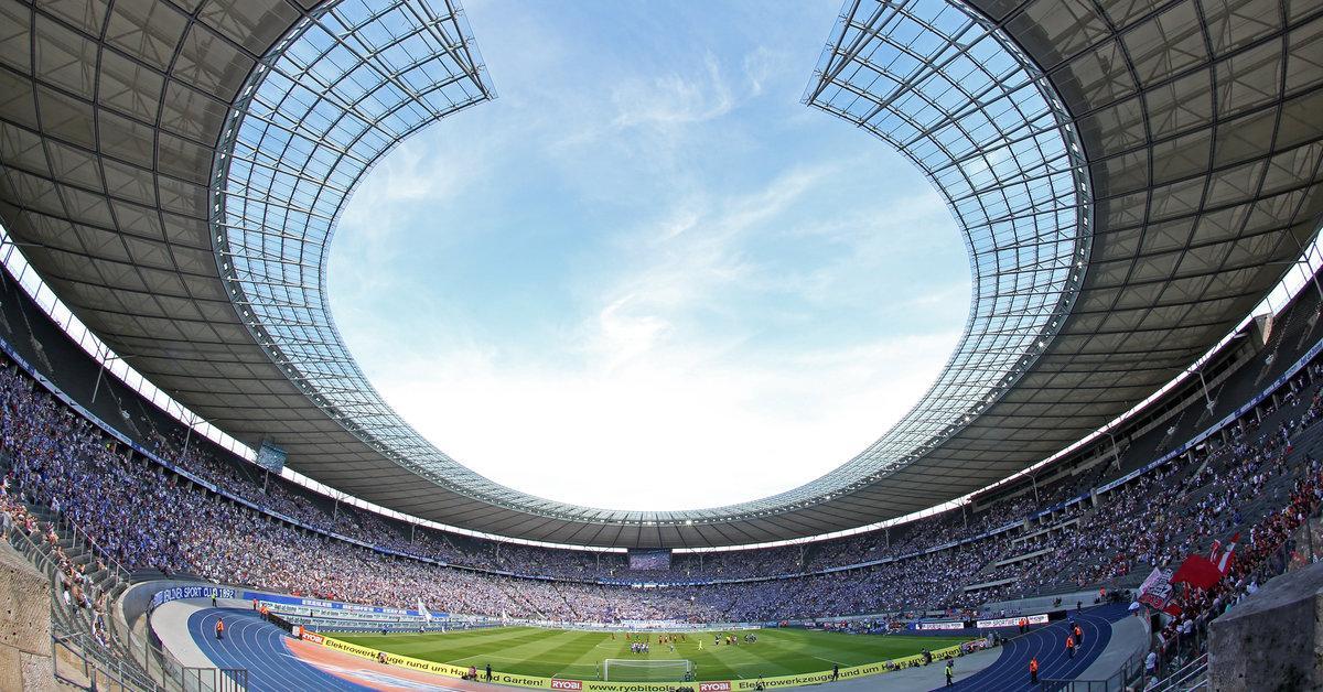 Spiel nicht ausverkauft: Bayerns Serie reißt in Berlin.
#BSCFCB #Bundesliga
on.sport1.de/2ygLOwc