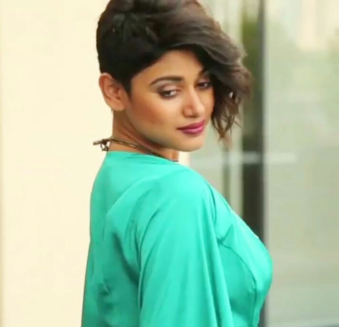 KollywoodCinima's tweet photo. . @OviyaaSweetz Beautiful Angel #BiggBossTamil #BigBossTamil People Choice #Oviya #Oviyaa New Look https://t.co/1CNYRdWQ6t
