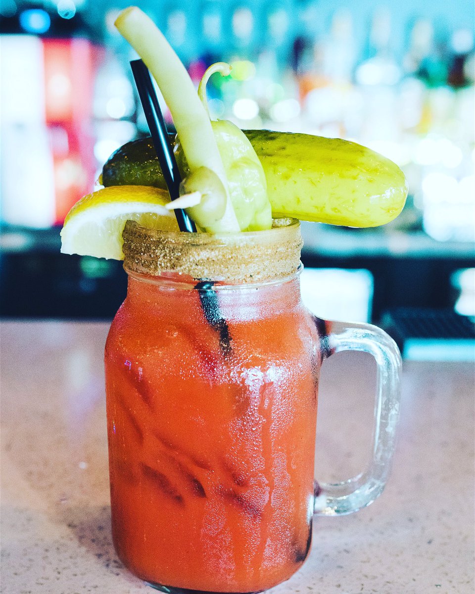 Dogfishpub's tweet photo. Caesar Sunday! Anyone? 🙋🏻🙋🏼‍♂️#caesarsundays #scarbluffs #bluffs #blufferspark #scarboroughbluffs #resto https://t.co/gzVn6tqanc