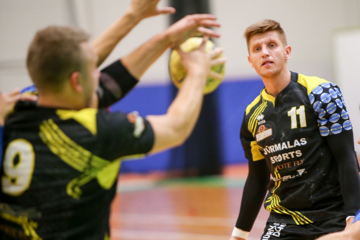 "Jūrmalas Sports" izbraukumā apspēlē ASK/LSPA un izcīna pirmo uzvaru SynotTip handbola Virslīgā šosezon: bit.ly/2xThFCe