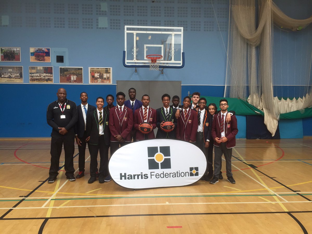 FedKnights's tweet photo. @HarrisFed Knights basketball make it 3/3 with a comprehensive 114-50 win against Maidstone. #Undefeated #harrisballers https://t.co/NysbiCr1zL