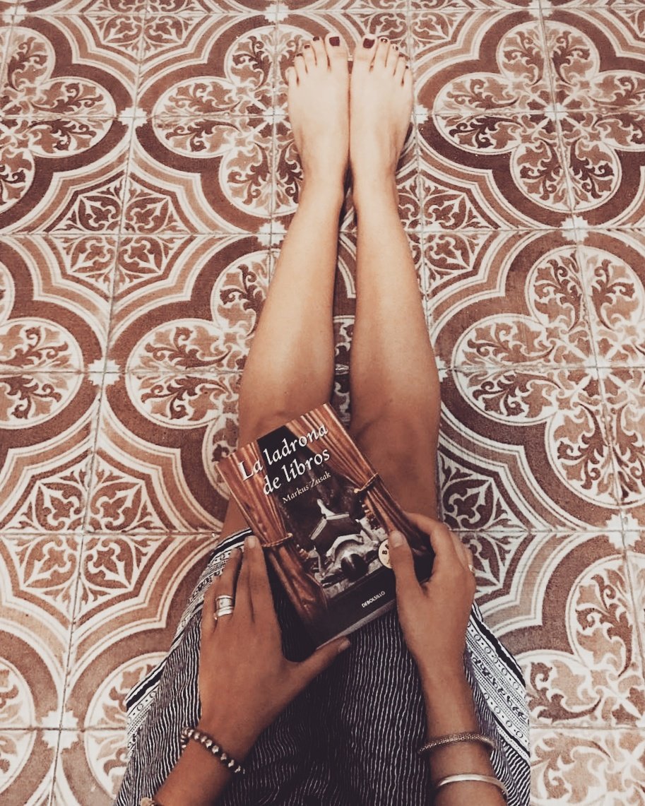 #RetoLiterario2017 ⏺La Ladrona de Libros ⏺
#Reseña ⬇
instagram.com/p/BZteCAFg1Ih/
#AdoptaUnLibro