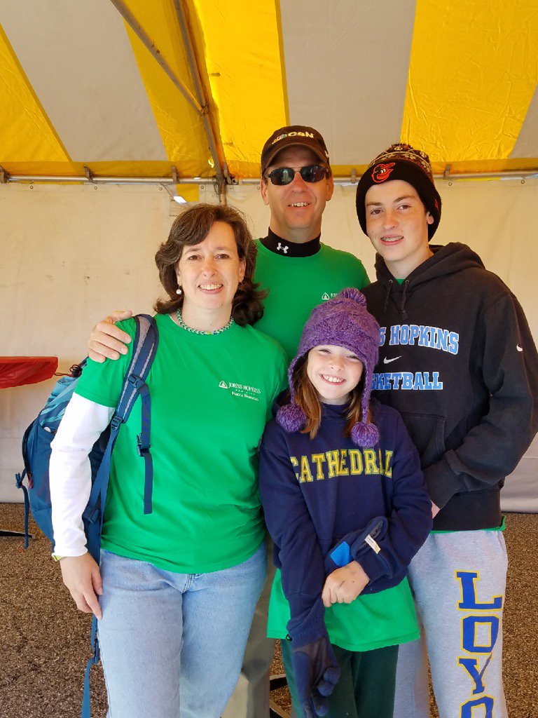 jmclark_md's tweet photo. Thanks to my family @bsmolka and kids for joining ADA #Stepoutwalk to Stop Diabetes with @Hopkins_GIM #ForzaBrancati https://t.co/wmIjAXsMWV