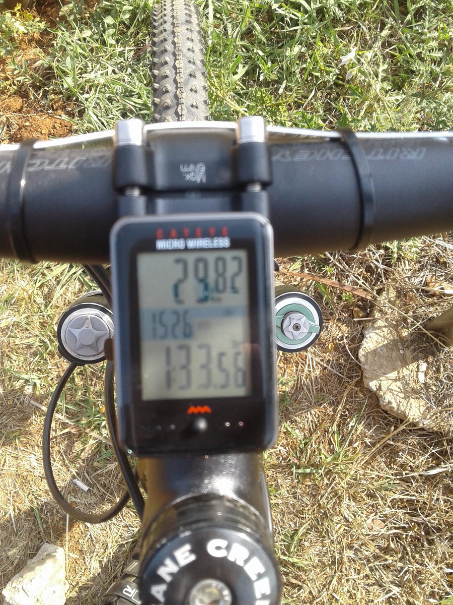 Kiewietvw's tweet photo. New tyres did well today #cowhousemarket #hazeldeansingletrack #mtb #needmorework https://t.co/td5DrtsNwq