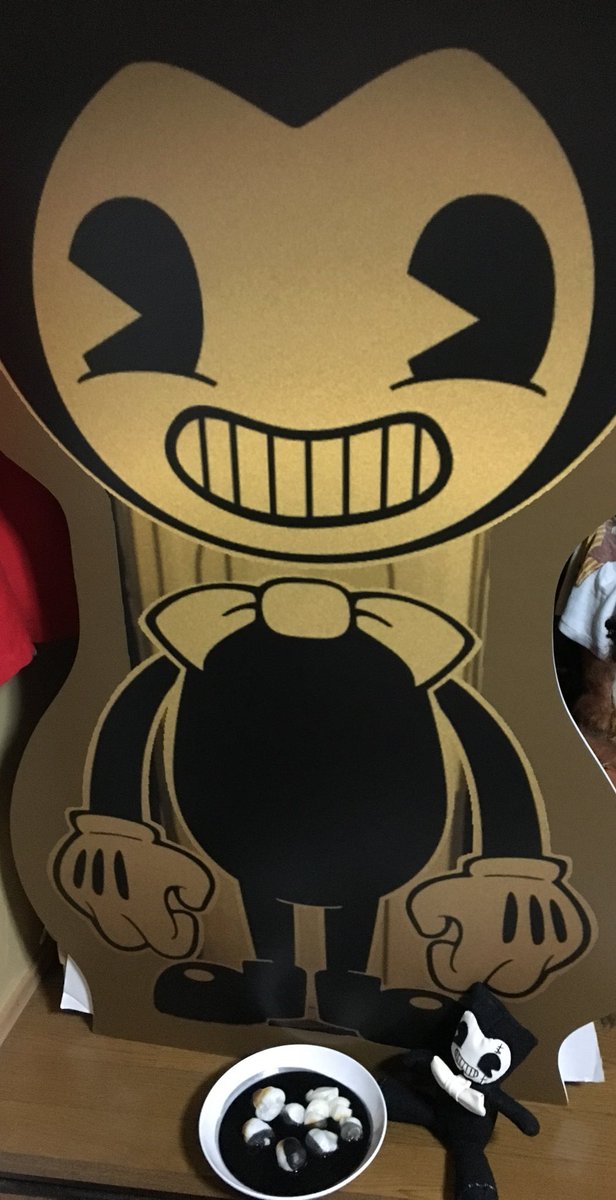 イシイニキ Ishiiniki Fnaf日本宣伝 Ar Twitter ゲームのアイテムを現実に作る部 今回はbendy And The Ink Machineに登場するインクの悪魔 Bendy を崇拝してる狂信者がお供えしてる インクの何か を作りました おしるこです 白あんに黒の着色剤を混ぜて イシイニキ Ishiiniki Fnaf日本宣伝 Ar Twitter ゲームのアイテムを現実に作る部 今回はbendy And The Ink Machineに登場するインクの悪魔 Bendy を崇拝してる狂信者がお供えしてる インクの何か を作りました おしるこです 白あんに黒の着色剤を混ぜて