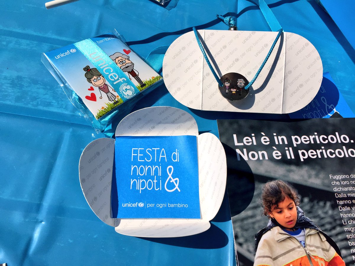 emilionuzzolese's tweet photo. #festadeinonni @UNICEF Contribuiamo azione umanitaria #Unicef | #Rotariani sempre pronti a servire la comunità! @RotaryItalia https://t.co/94YHQOT27j
