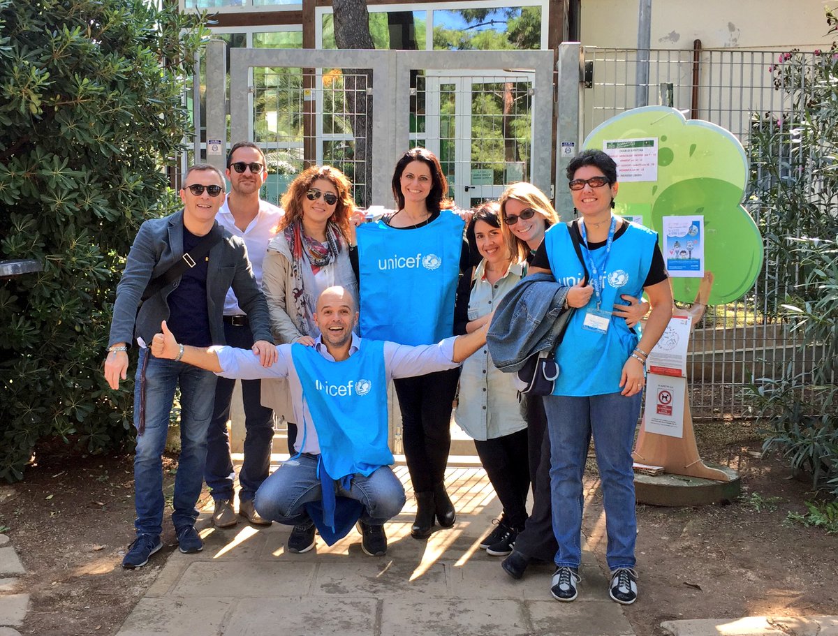 emilionuzzolese's tweet photo. #festadeinonni @UNICEF Contribuiamo azione umanitaria #Unicef | #Rotariani sempre pronti a servire la comunità! @RotaryItalia https://t.co/94YHQOT27j