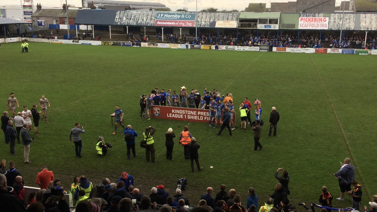 bbccumbriasport's tweet photo. RAIDERS: Barrow are going up! https://t.co/jfdpy4m99B