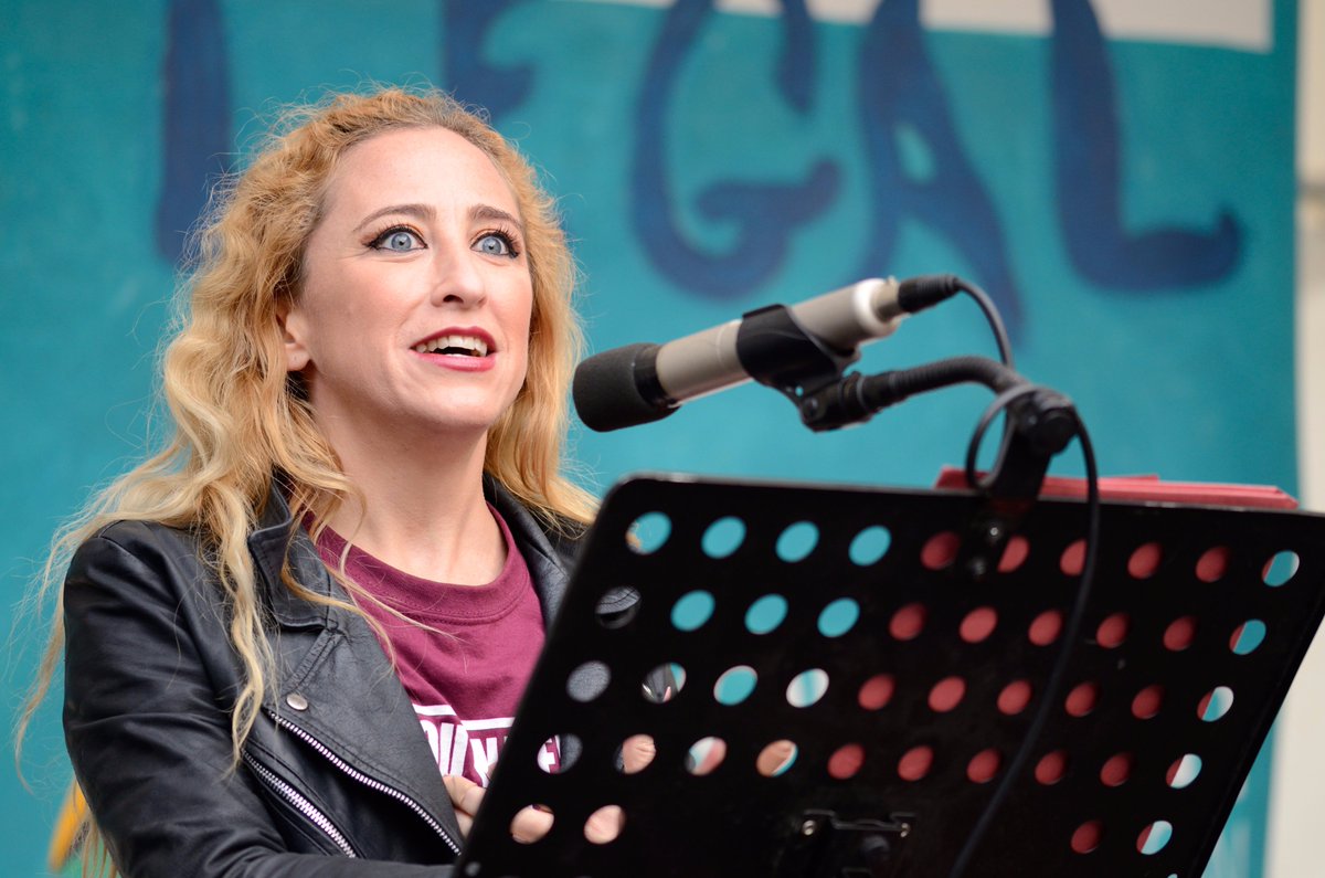 __Eoin's tweet photo. Absolutely stunning speech by @LadyGrew of @SWAIIreland at @freesafelegal #ARCMarch2017 yesterday. Tiocfaidh รกr mnรก! https://t.co/Xgx0ftkEUh