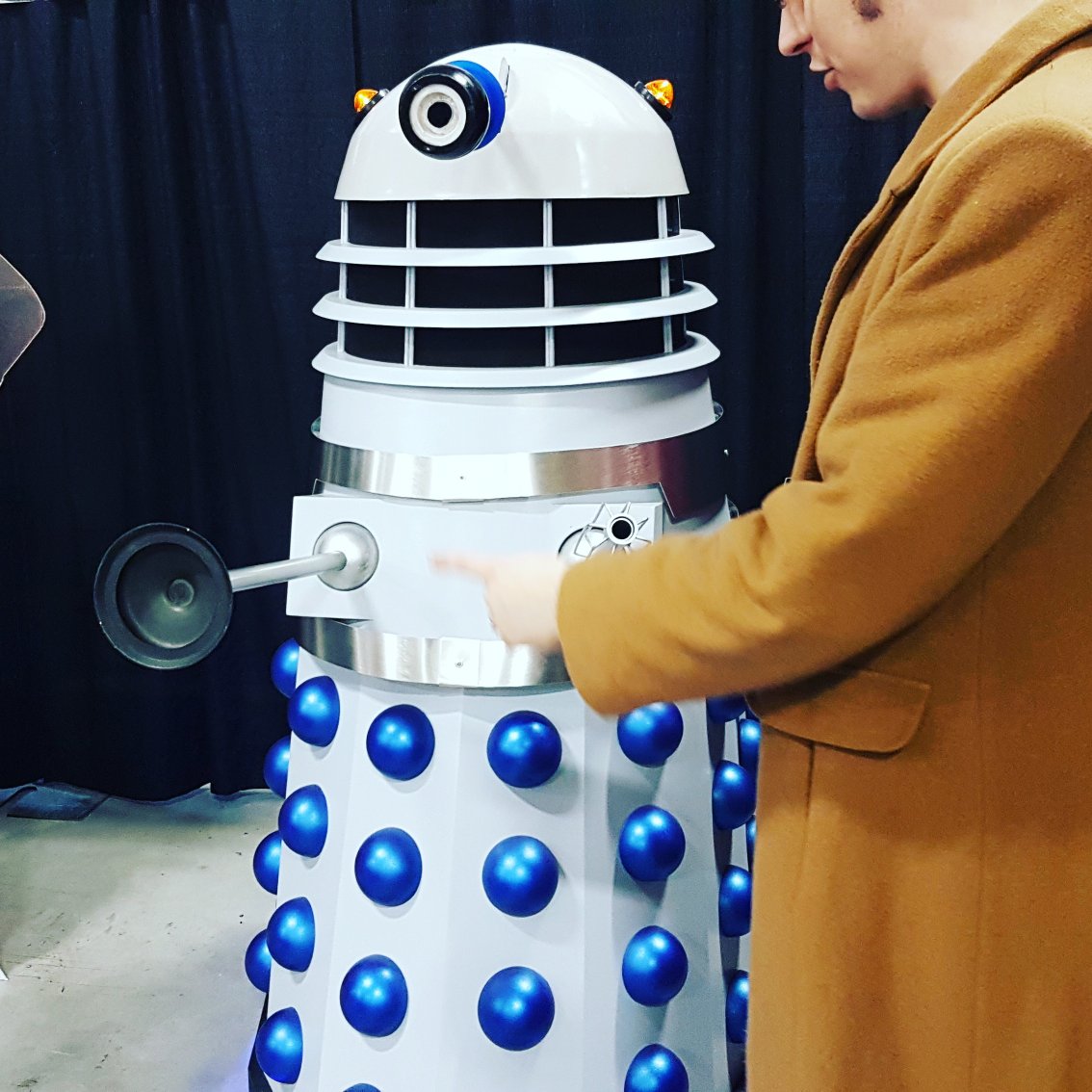 LevelsCentre's tweet photo. This Dalek was making the rounds at this weekends GEEK MARKET #geekmarket @OttawaGM https://t.co/sUEKRvwkJK