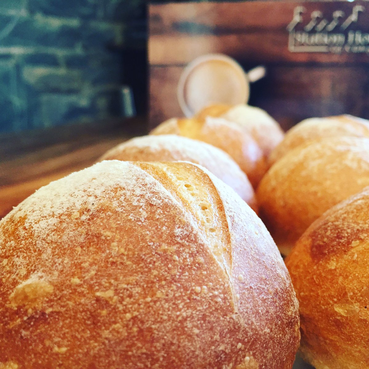Station_House1's tweet image. 2 places left! Bread making class, this Tuesday. Book now! #breadmakingclass #greatbread #breadforbeginners