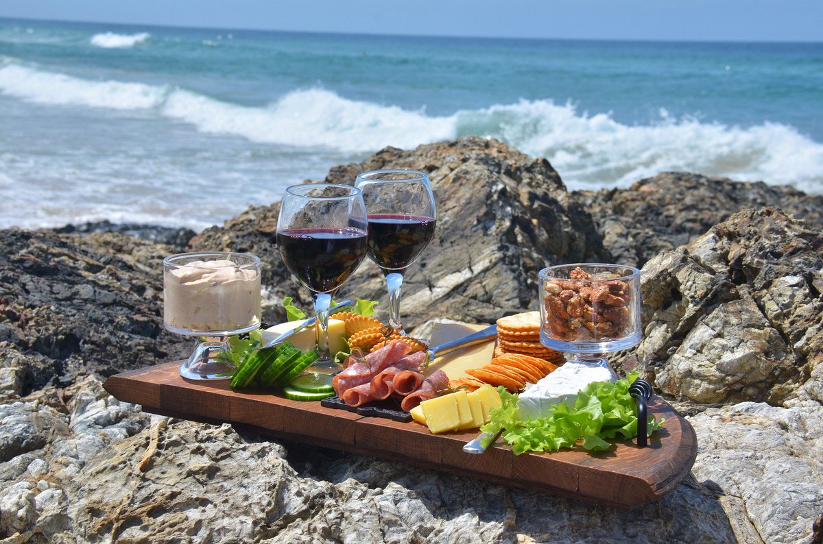 webelievewines's tweet photo. We'll be pouring at the Newport Beach Wine &amp; Food Festival all day! If you're attending the event, stop by for a sip! #NBWFF @Newbe_Fest https://t.co/WNhLrlQDnu