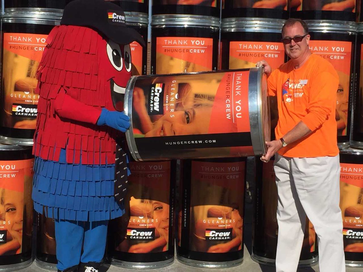 GleanersFBIndy's tweet photo. Join us for Day 2 of #HungerCrew! Donate food or funds @CrewCarwash and get a FREE Fast Wax! https://t.co/9ALG2CajNY