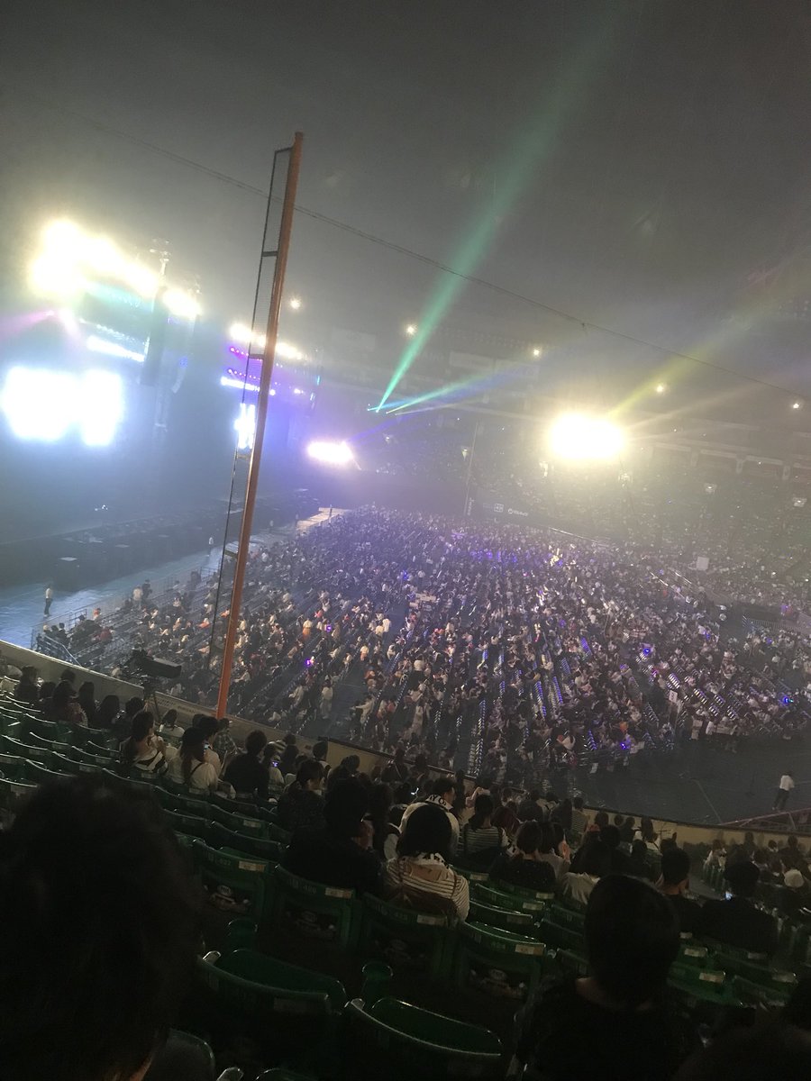 minaminissy's tweet photo. 楽しみが終わってしまった😂
近いとこからと遠いところから
違う目線でライブを楽しめた👏👏
何よりにっしーの誕生日祝えて幸せ者💕
来年も絶対当てて行く🙋🙋 https://t.co/VnuzCk3JeY