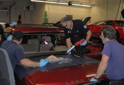 AutoGlassU's tweet photo. Looking to add #autoglass installation to your services? Check out our #TechLocal program to be trained in-house.
https://t.co/f7p4oOoMzV https://t.co/3IuhVj2uax