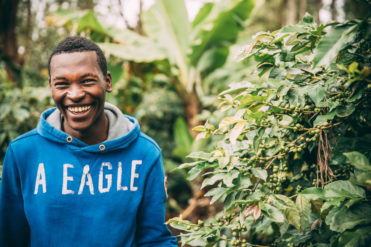 HRNStiftung's tweet photo. What else is a better sign for positive impact of our work than a farmers smile? #InternationalCoffeeDay #ICD17 #coffee #thefutureofcoffee https://t.co/4vZlYgkqsr