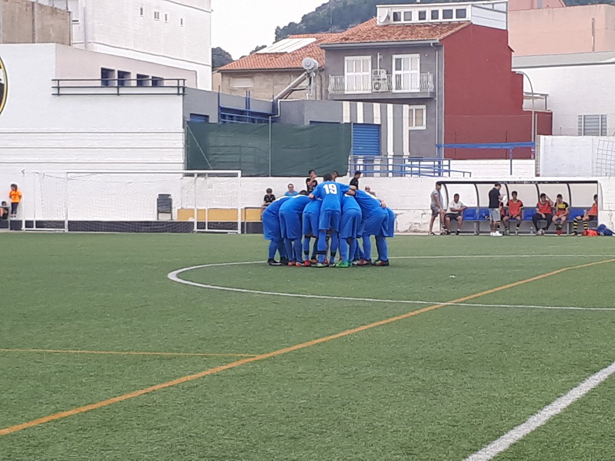 CEPedreguer's tweet photo. Ahir vesprada va jugar el futuro del CE PEDREGUER...amb un gran trionf per 1 a 5 en gols de Carles(2), Alex Esvete, Rubén Tornes i Guillem https://t.co/44EQkEirla
