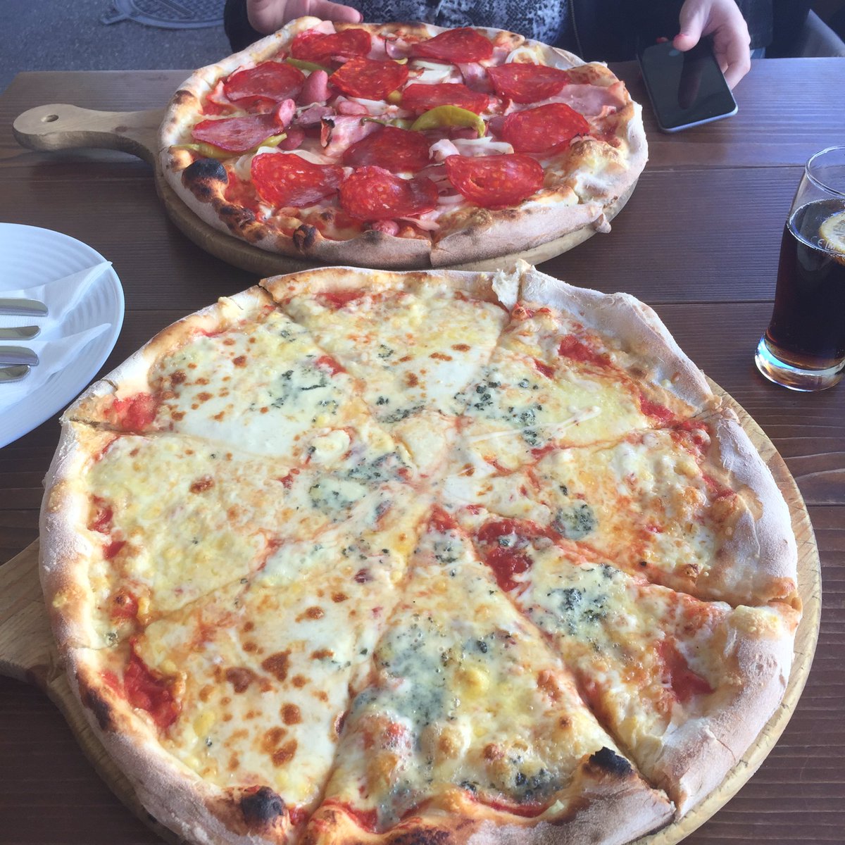 The Raeve Review tweet media