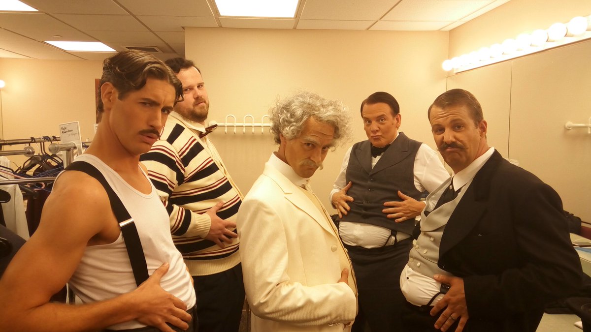 KennethMattice's tweet image. A fun post 4 both @Barihunks &amp;amp; @BariChunks of the awesome low voices B4 the last World Premiere performance of @TESLA_Opera - @carsonkievman