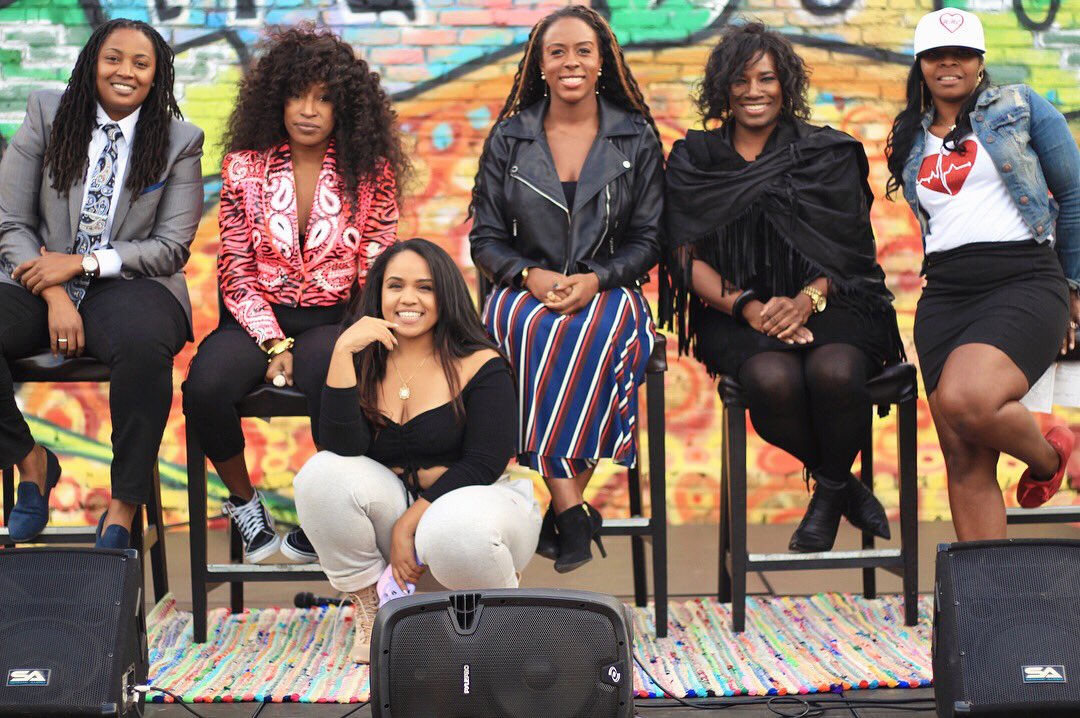 TiffanieStanard's tweet photo. Had a great time speaking on the panel at the First #Philly #BADASSBOOTCAMP with these queens. #Entrepreneur https://t.co/8K2llJ4LzT