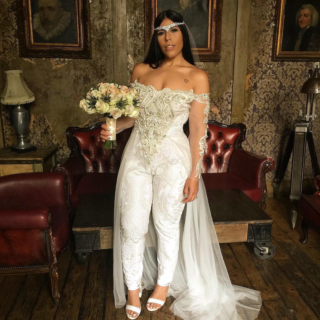 BrightandBride's tweet photo. Beautiful Ashley in her custom made bridal jumpsuit by @Dahnistry π
#weddingfashion #weddingdress #jumpsuit #ootd #fashion #style #bbbtweets https://t.co/LMRWr7IfEz