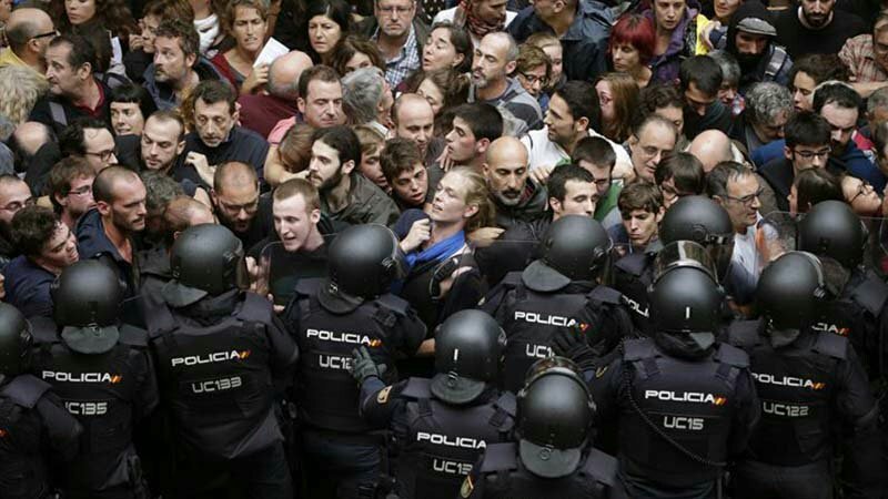 mikelsanjo6's tweet photo. Avui a Catalunya ha guanyat la dignitat d'un poble, sigui quin sigui el resultat.

#felicitats https://t.co/fWcr39ZO8Z